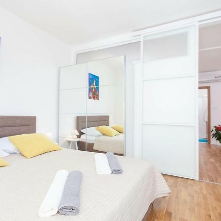 Apartment Mikula Makarska Buitenkant foto
