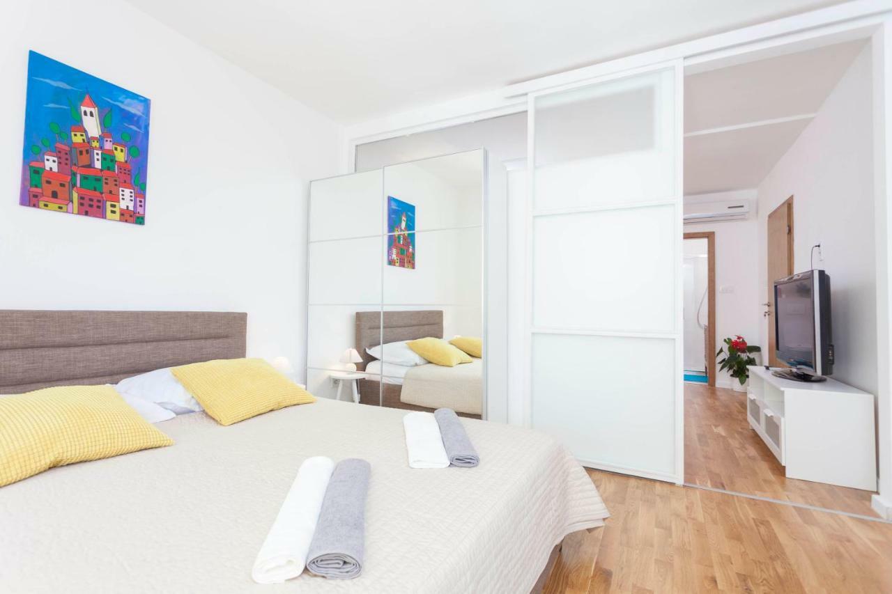 Apartment Mikula Makarska Buitenkant foto