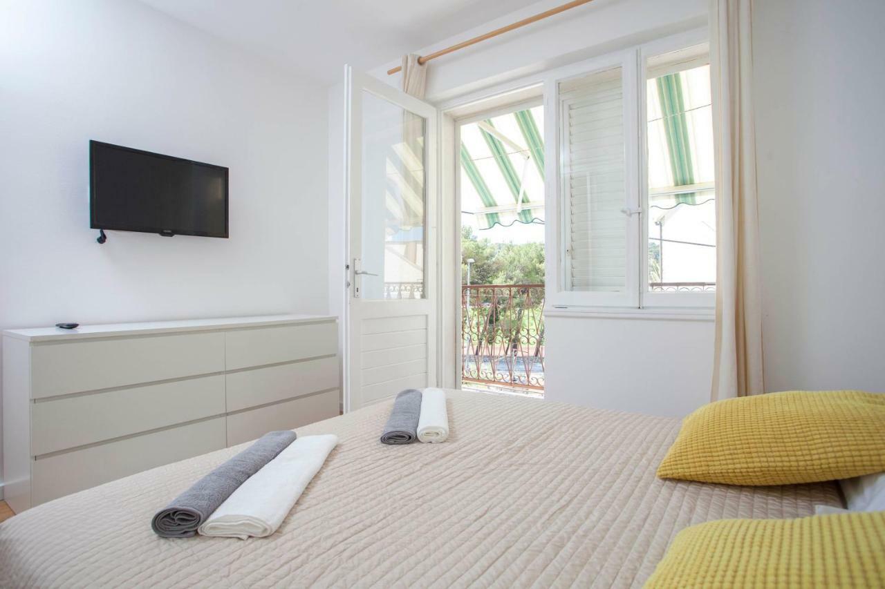 Apartment Mikula Makarska Buitenkant foto