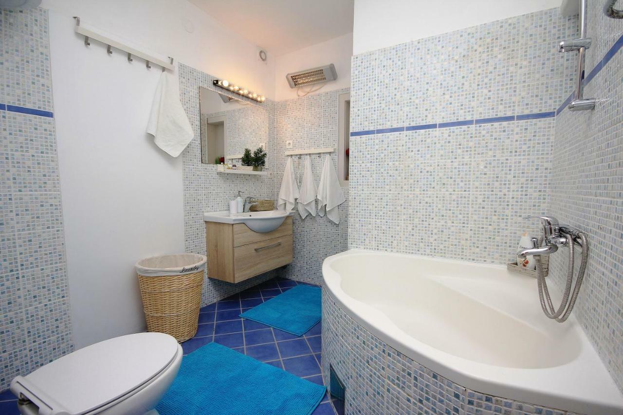 Apartment Mikula Makarska Buitenkant foto