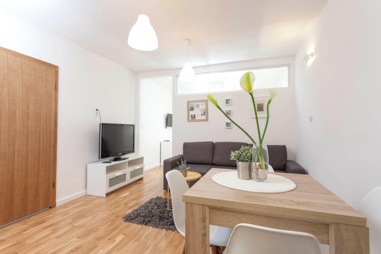 Apartment Mikula Makarska Buitenkant foto