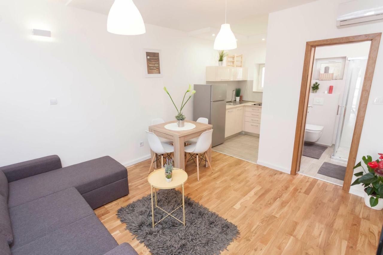 Apartment Mikula Makarska Buitenkant foto