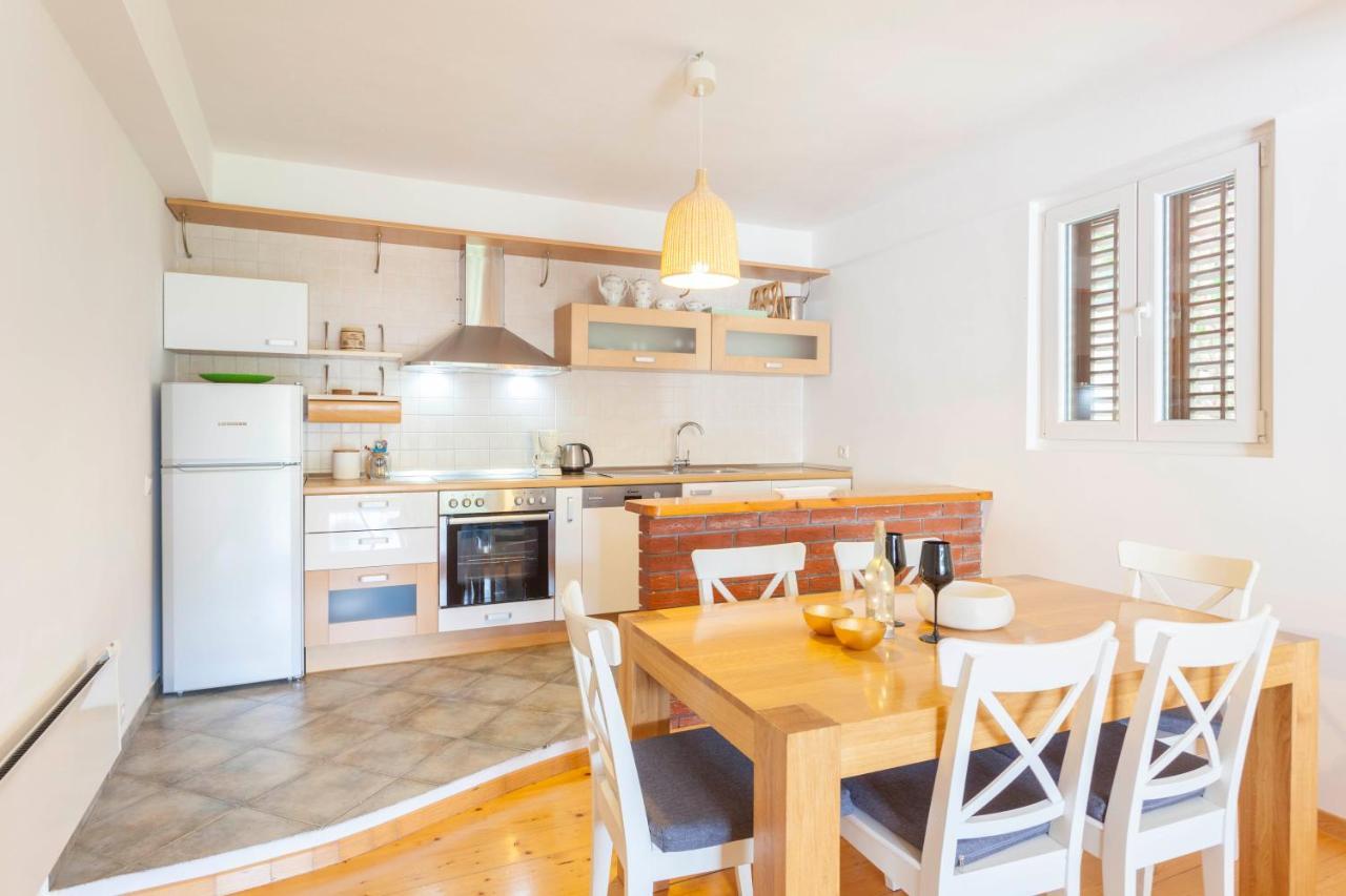Apartment Mikula Makarska Buitenkant foto