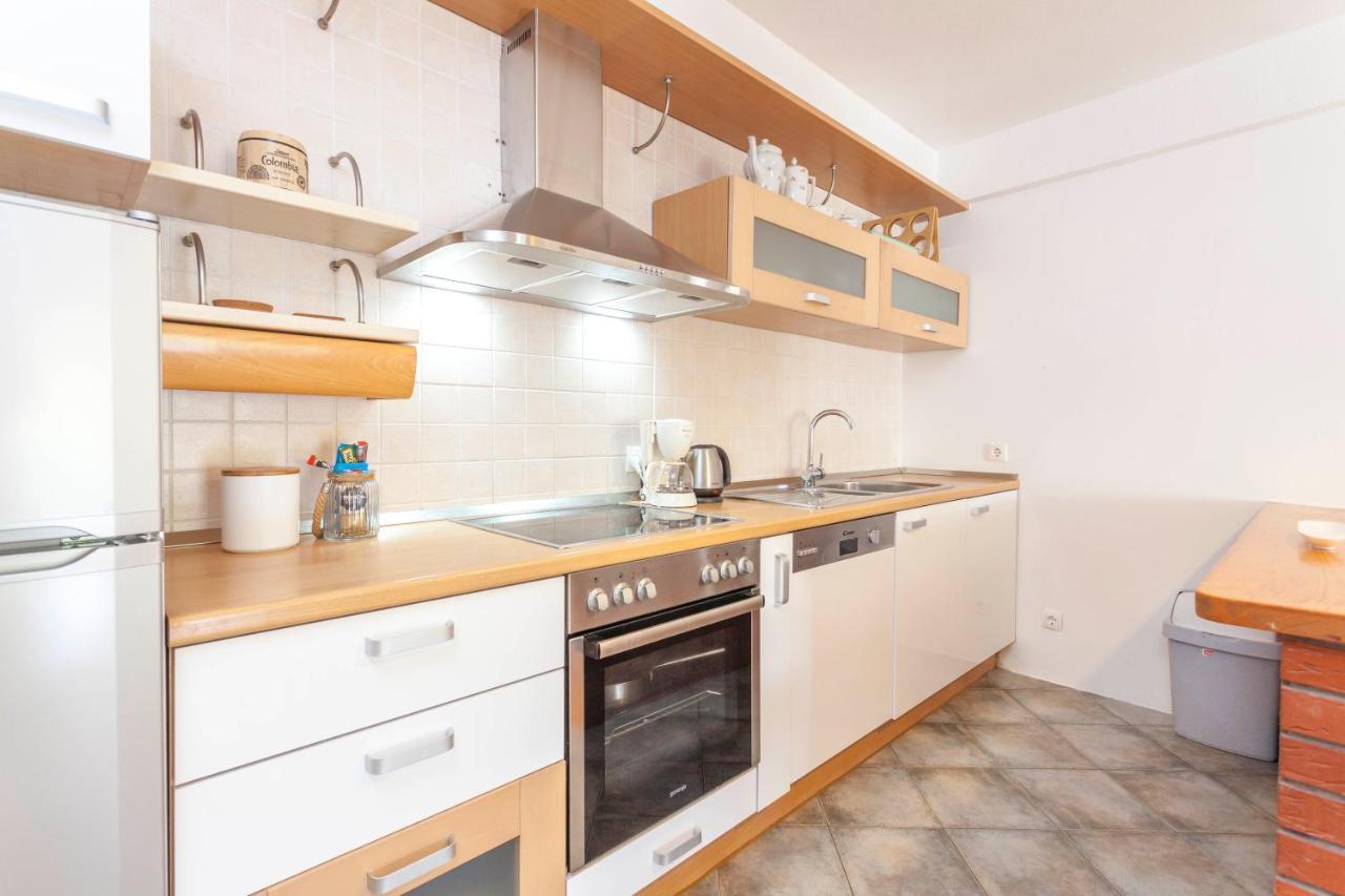Apartment Mikula Makarska Buitenkant foto